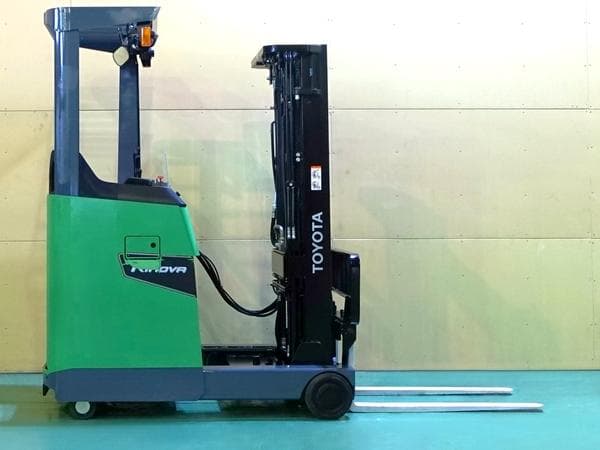 Reach Forklift — Ready Stock (lot 1207-6431877)