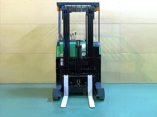 Reach Forklift — Ready Stock (lot 1207-6431877)