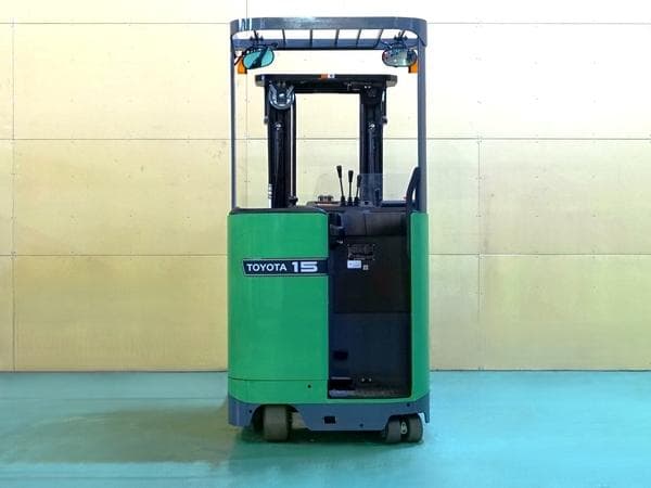 Reach Forklift — Ready Stock (lot 1207-6431877)