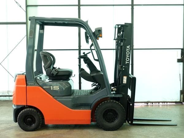 Forklift — Ready Stock (lot 1207-6432194)