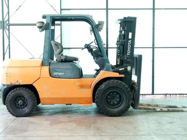 Forklift — Ready Stock (lot 1207-6432281)