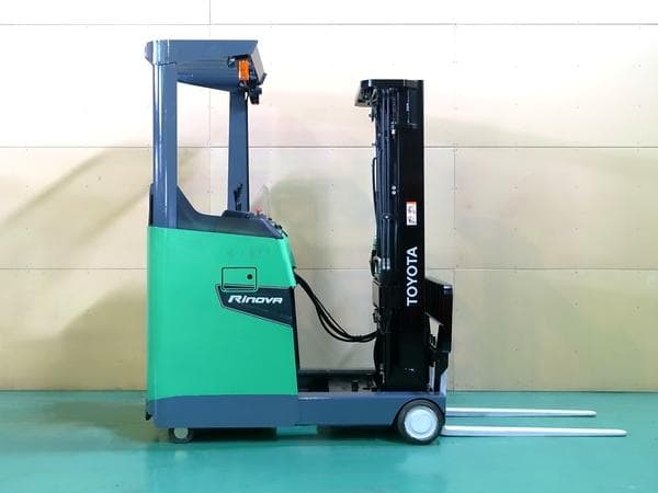 Reach Forklift — Ready Stock (lot 1207-6436569)