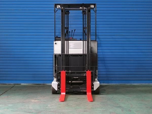 Reach Forklift — Ready Stock (lot 1207-6437224)