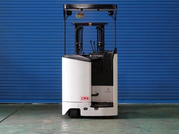 Reach Forklift — Ready Stock (lot 1207-6437224)