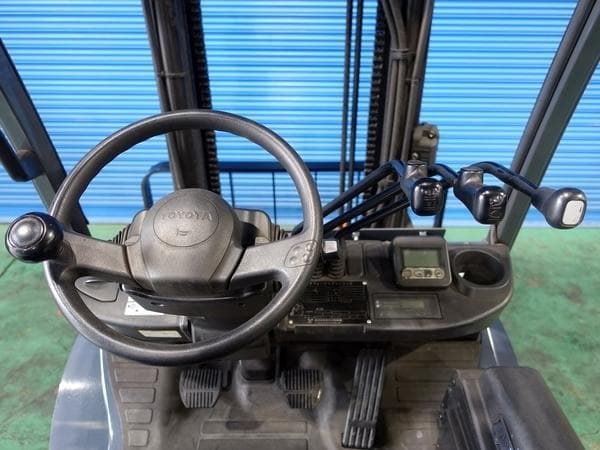Forklift — Ready Stock (lot 1207-6437245)