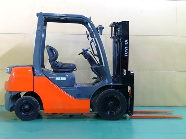 Forklift — Ready Stock (lot 1207-6438284)