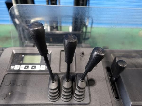 Reach Forklift — Ready Stock (lot 1207-6439217)