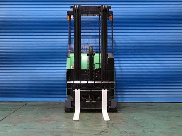 Reach Forklift — Ready Stock (lot 1207-6439219)