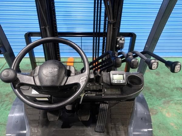 Forklift — Ready Stock (lot 1207-6439958)