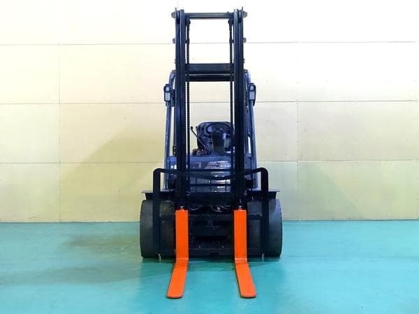 Forklift — Ready Stock (lot 1207-6439977)