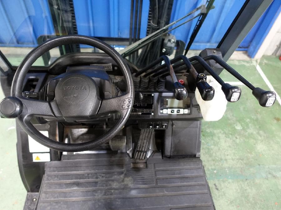 Battery Forklift — Ready Stock (lot 1207-6440068)
