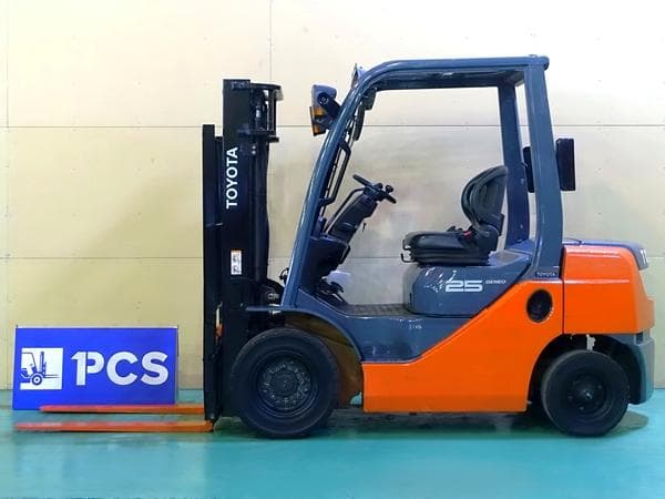 Forklift — Ready Stock (lot 1207-6440359)