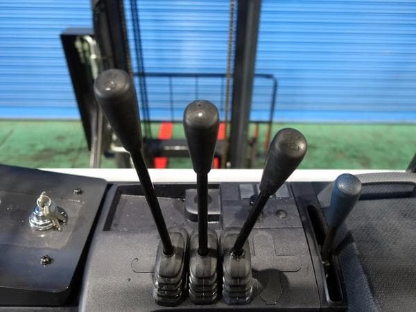 Battery Forklift — Ready Stock (lot 1207-6440360)