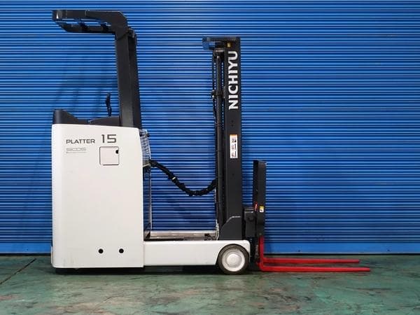 Reach Forklift — Ready Stock (lot 1207-6440401)