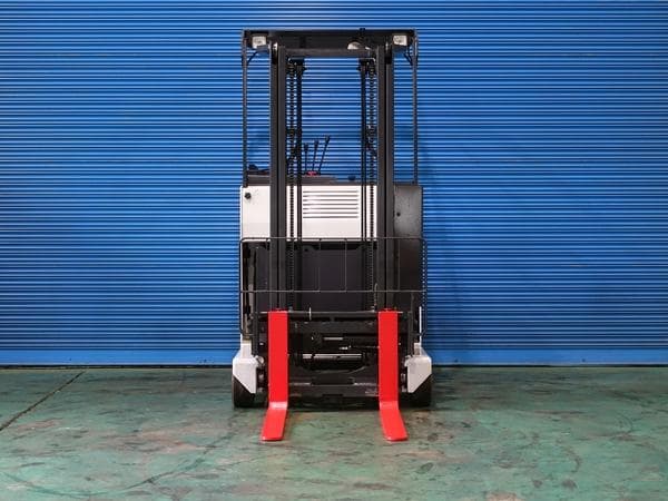 Reach Forklift — Ready Stock (lot 1207-6440401)