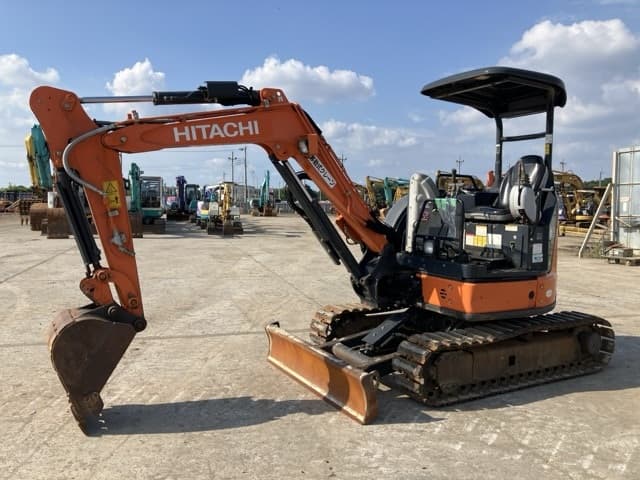 MINI EXCAVATOR — Auction (lot 8451-1)