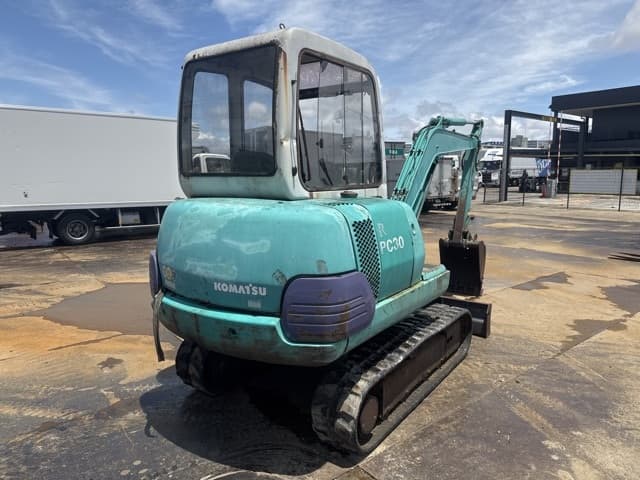MINI EXCAVATOR — Auction (lot 8451-10008)