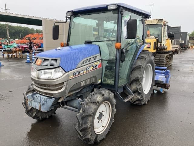 Tractor — Auction (lot 8451-1001)