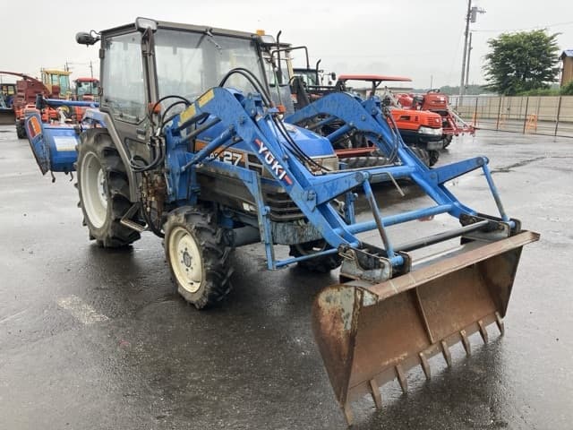 Tractor — Auction (lot 8451-1006)