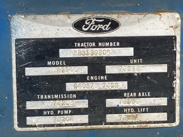 Tractor — Auction (lot 8451-1015)
