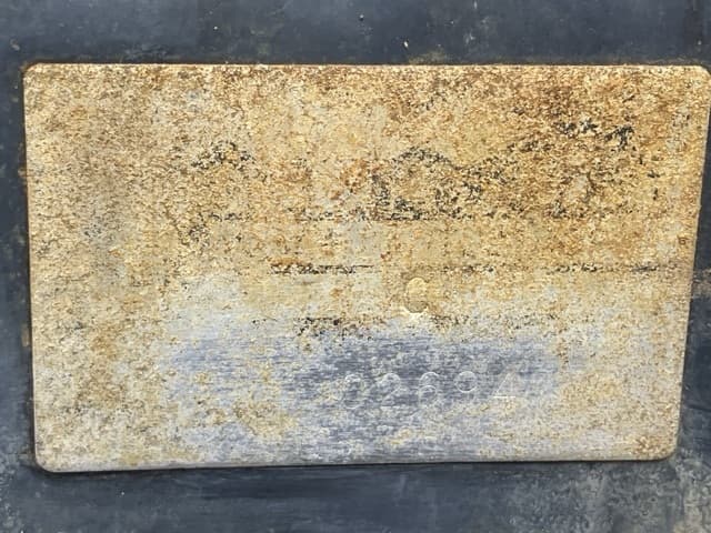 Tractor — Auction (lot 8451-1016)