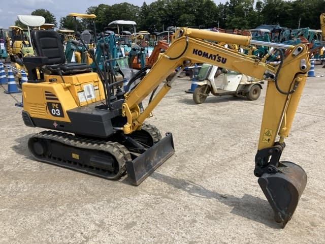MINI EXCAVATOR — Auction (lot 8451-102)