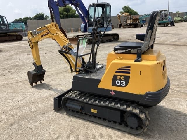 MINI EXCAVATOR — Auction (lot 8451-102)
