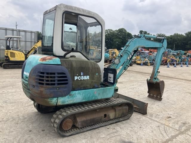 MINI EXCAVATOR — Auction (lot 8451-104)