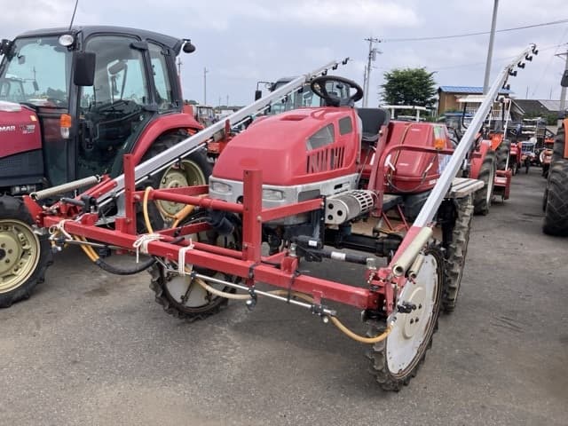 HIGH CLEARANCE BOOM SPRAYER — Auction (lot 8451-1042)