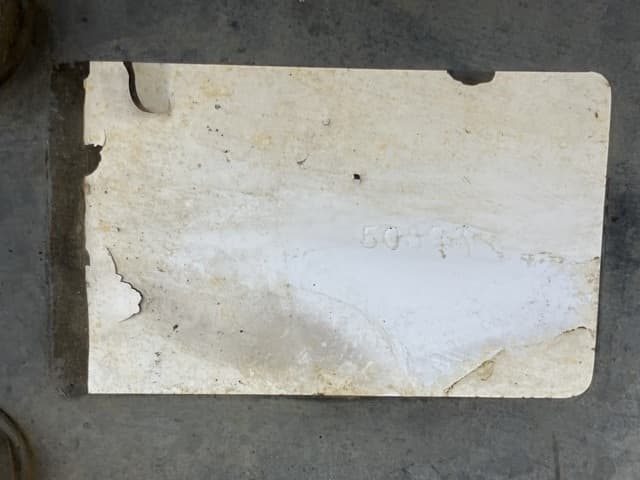 Tractor — Auction (lot 8451-1045)