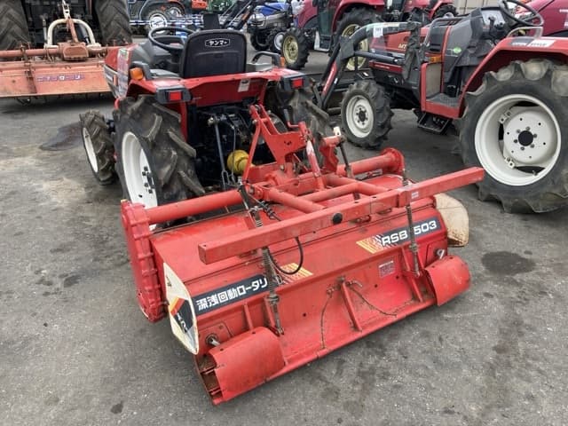 Tractor — Auction (lot 8451-1048)