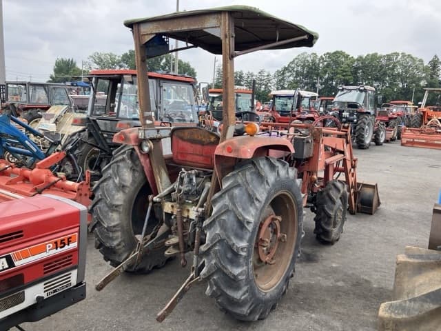 Tractor — Auction (lot 8451-1056)