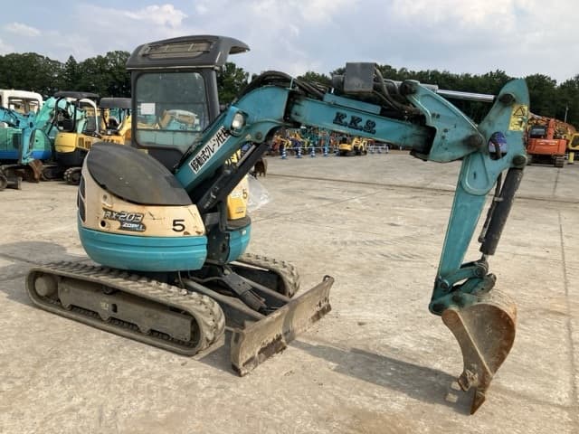 MINI EXCAVATOR — Auction (lot 8451-108)