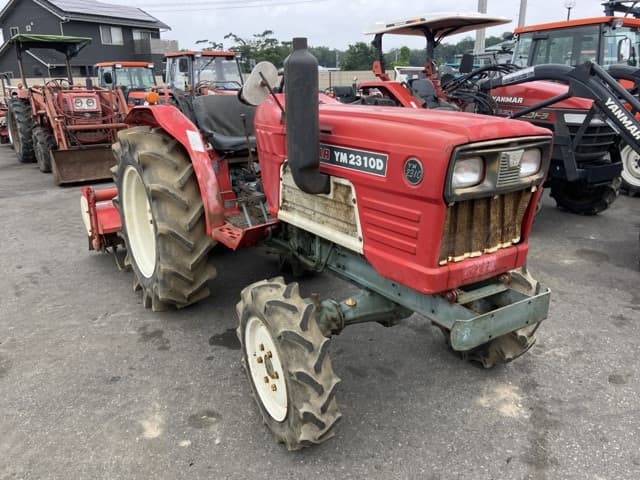 Tractor — Auction (lot 8451-1082)