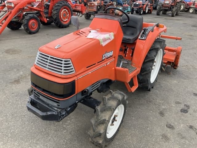 Tractor — Auction (lot 8451-1087)