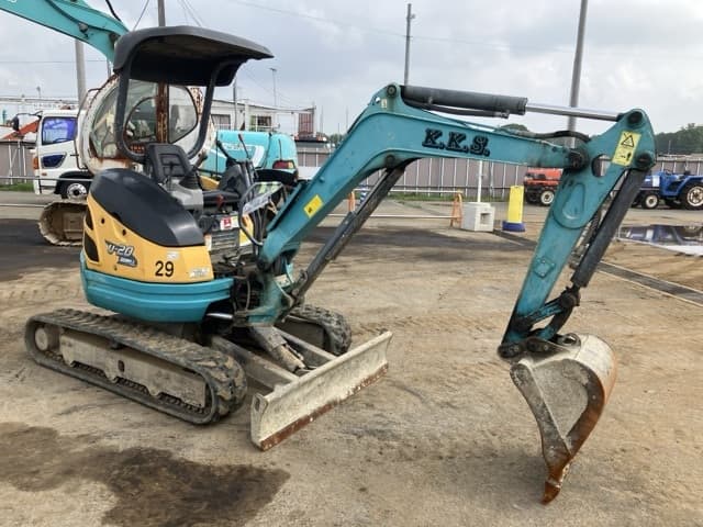 MINI EXCAVATOR — Auction (lot 8451-109)