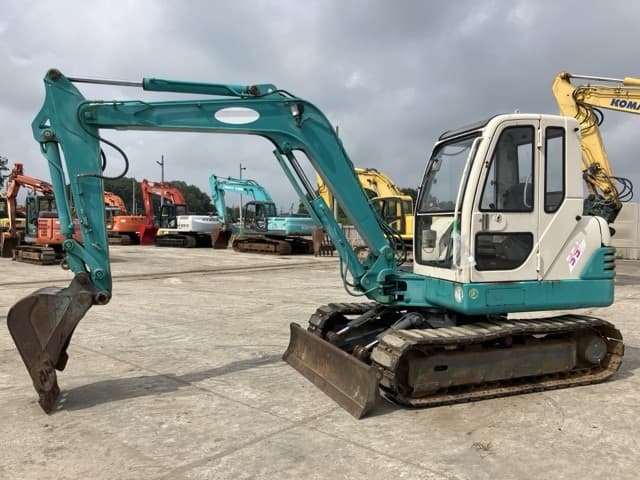 MINI EXCAVATOR — Auction (lot 8451-11)