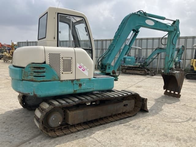 MINI EXCAVATOR — Auction (lot 8451-11)