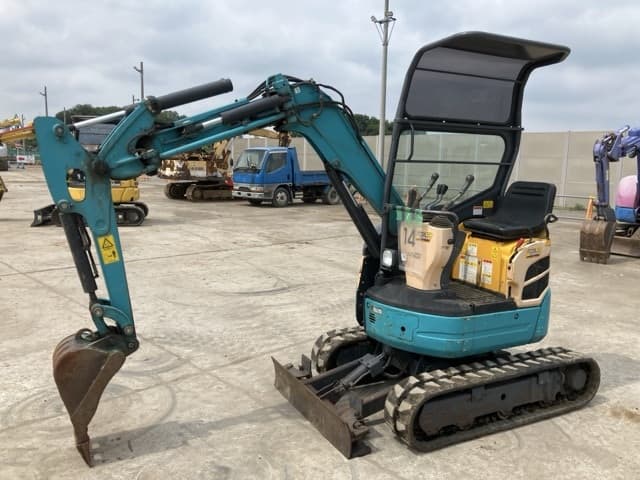 MINI EXCAVATOR — Auction (lot 8451-110)