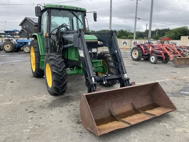 Tractor — Auction (lot 8451-1106)