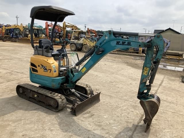 MINI EXCAVATOR — Auction (lot 8451-111)