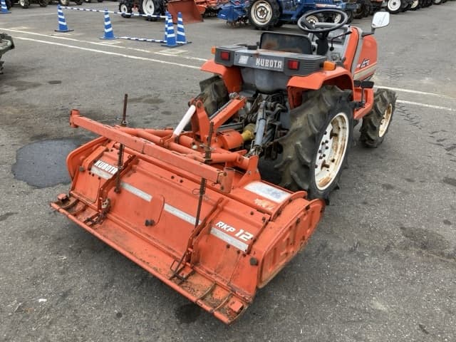 Tractor — Auction (lot 8451-1114)