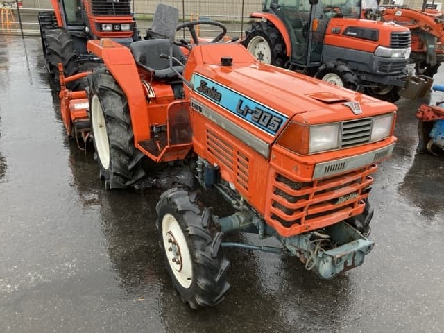 Tractor — Auction (lot 8451-1119)