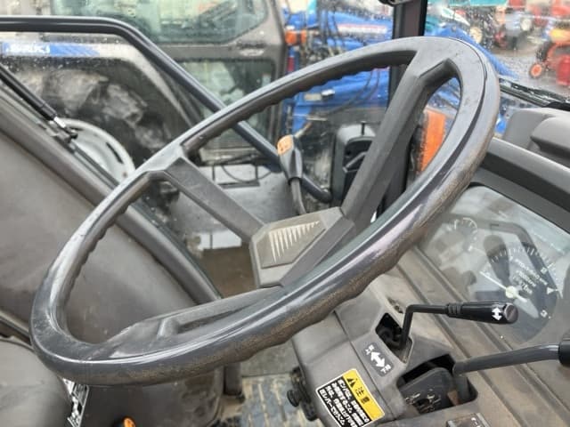 Tractor — Auction (lot 8451-1123)