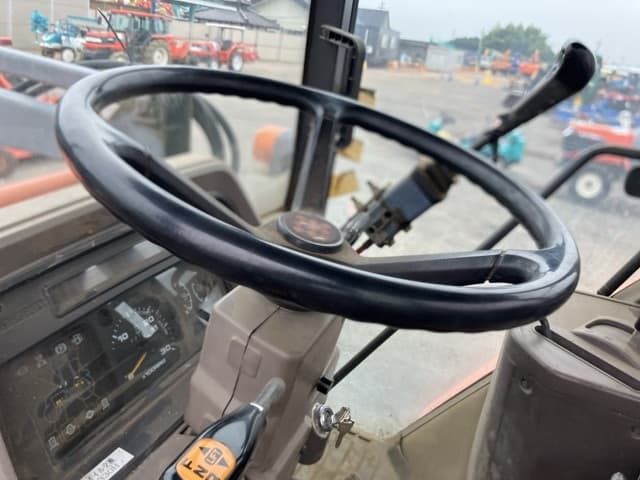 Tractor — Auction (lot 8451-1125)