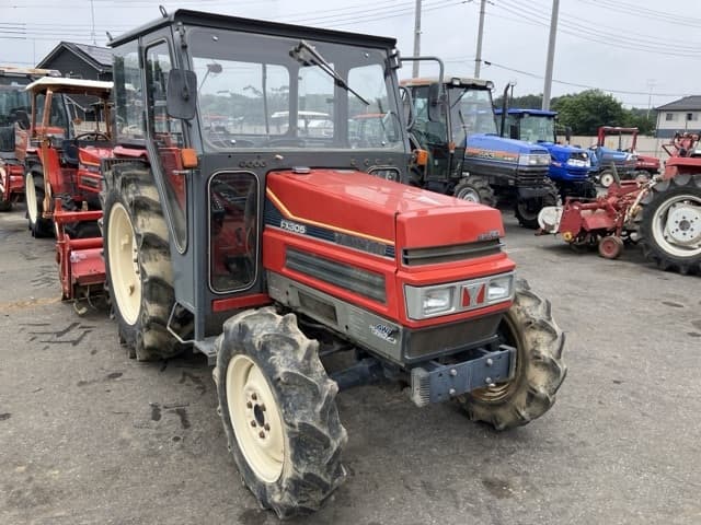 Tractor — Auction (lot 8451-1130)