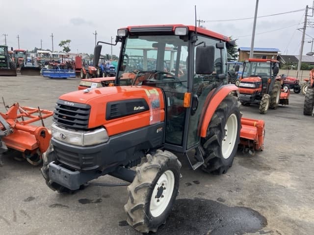 Tractor — Auction (lot 8451-1136)