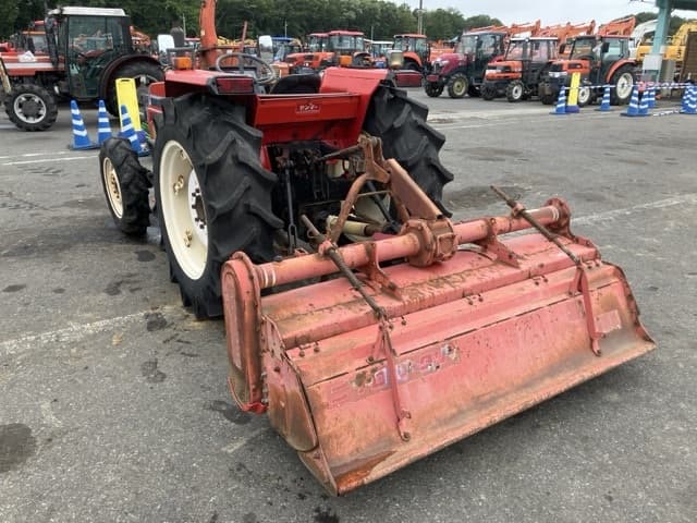 Tractor — Auction (lot 8451-1151)