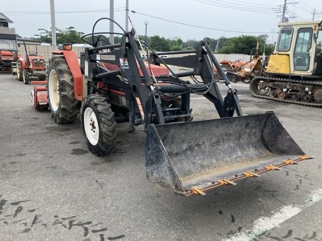 Tractor — Auction (lot 8451-1154)