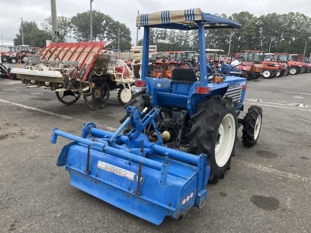 Tractor — Auction (lot 8451-1155)